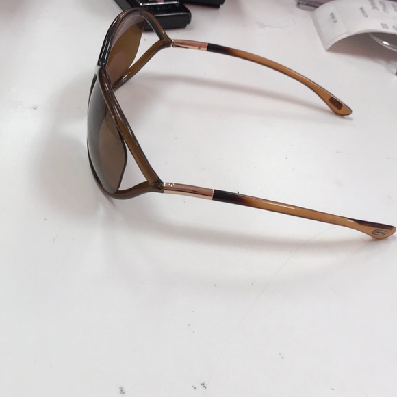 Tom Ford - Picture 3 of 4